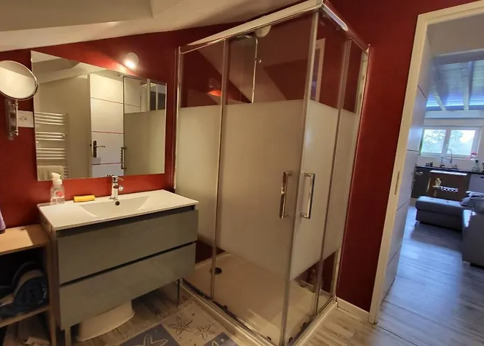 Moderne Et Calme * Moncel-sur-Seille